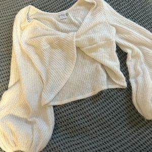 Womens White Twisted sweater Crop Top